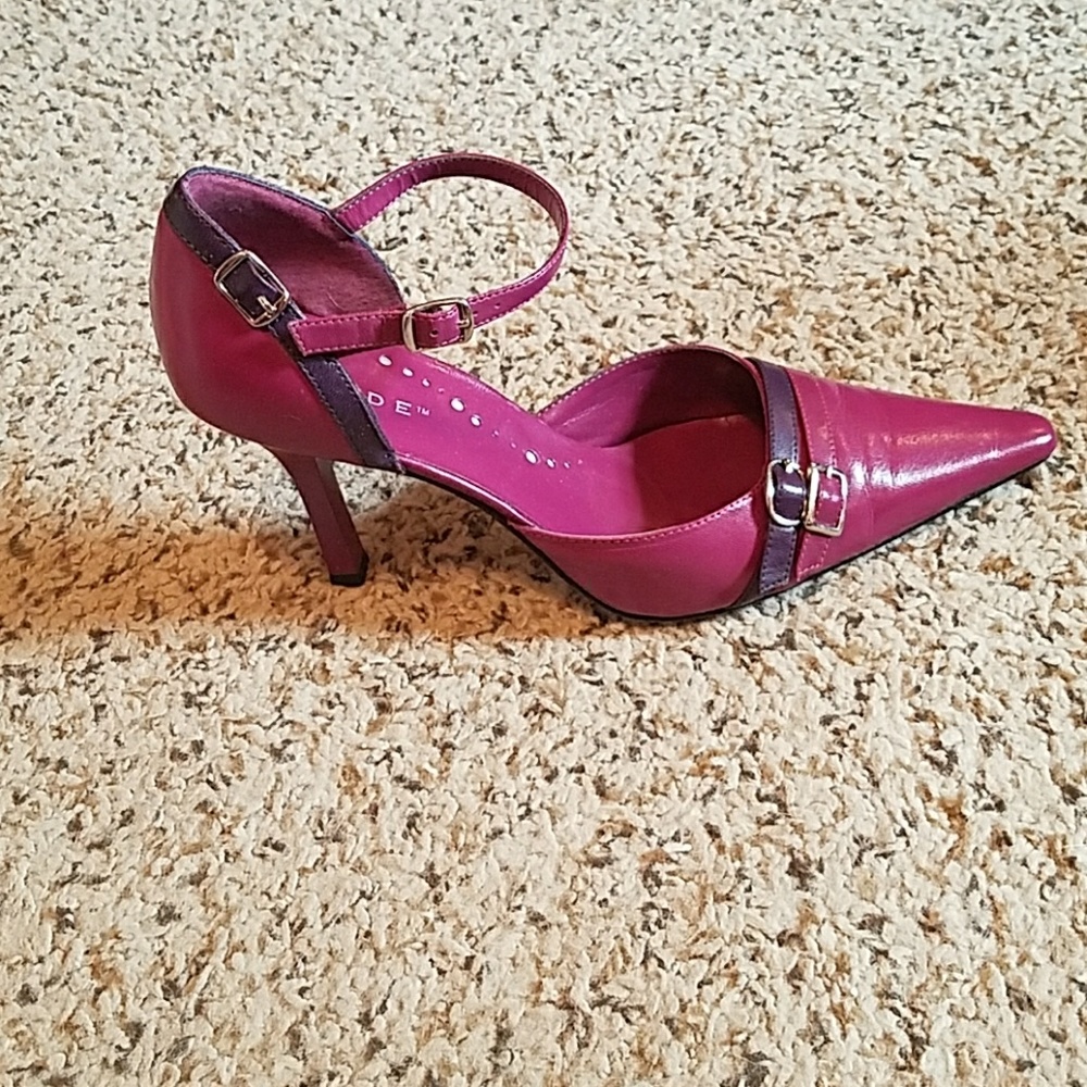 Two Tone Purple pumps